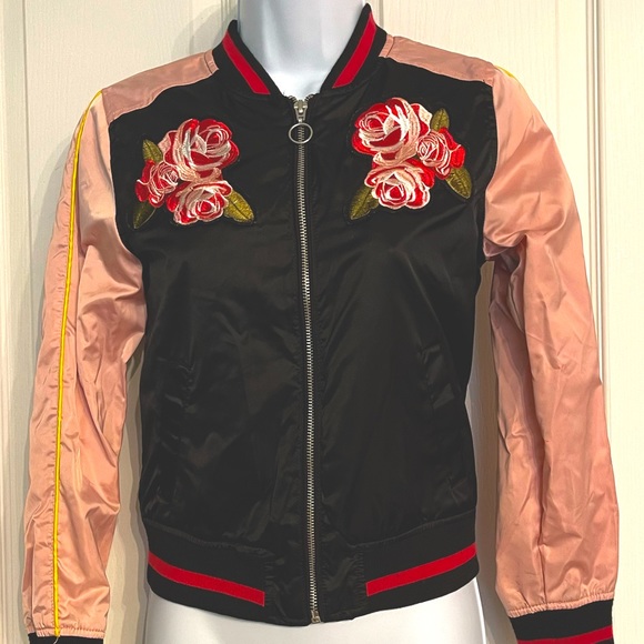 AMAZING Urban Republic Satin Bomber Jacket - Picture 1 of 5